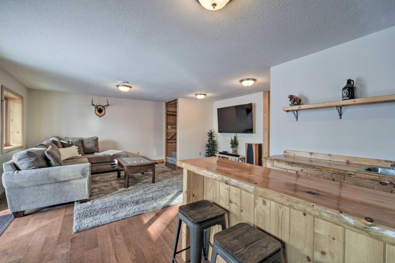 Scenic Hayward Lake View Retreat With Fire Pit المظهر الخارجي الصورة